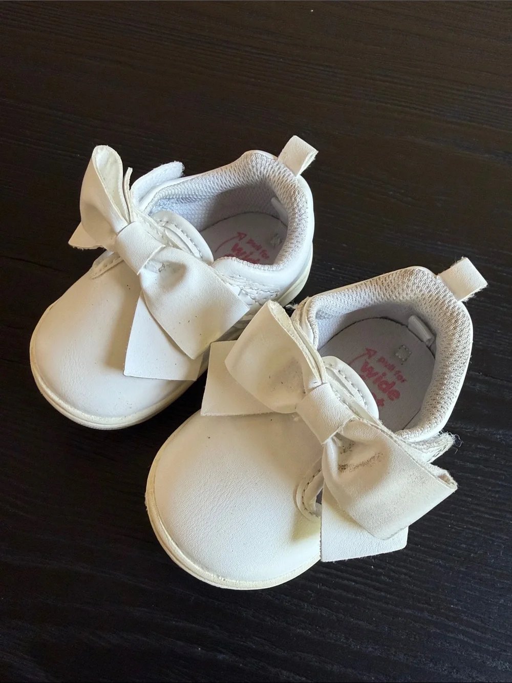 Toddler White Bow Sneakers - Stride Rite 360